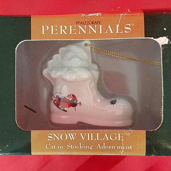 Pfaltzgraff Other - Pfaltzgrafe Perennials Cat in Stocking Adornment